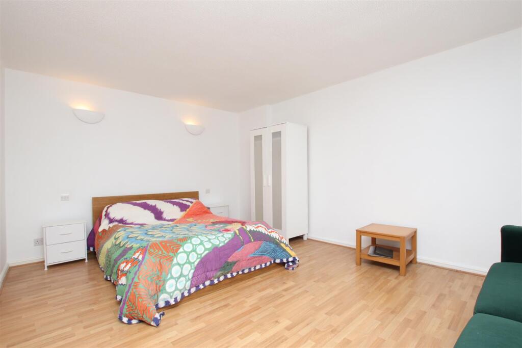 0 bed 1st Floor Flat for rent in Bath. From Aspire to Move 0 bed 1st Floor Flat for rent in Bath. From Aspire to Move
