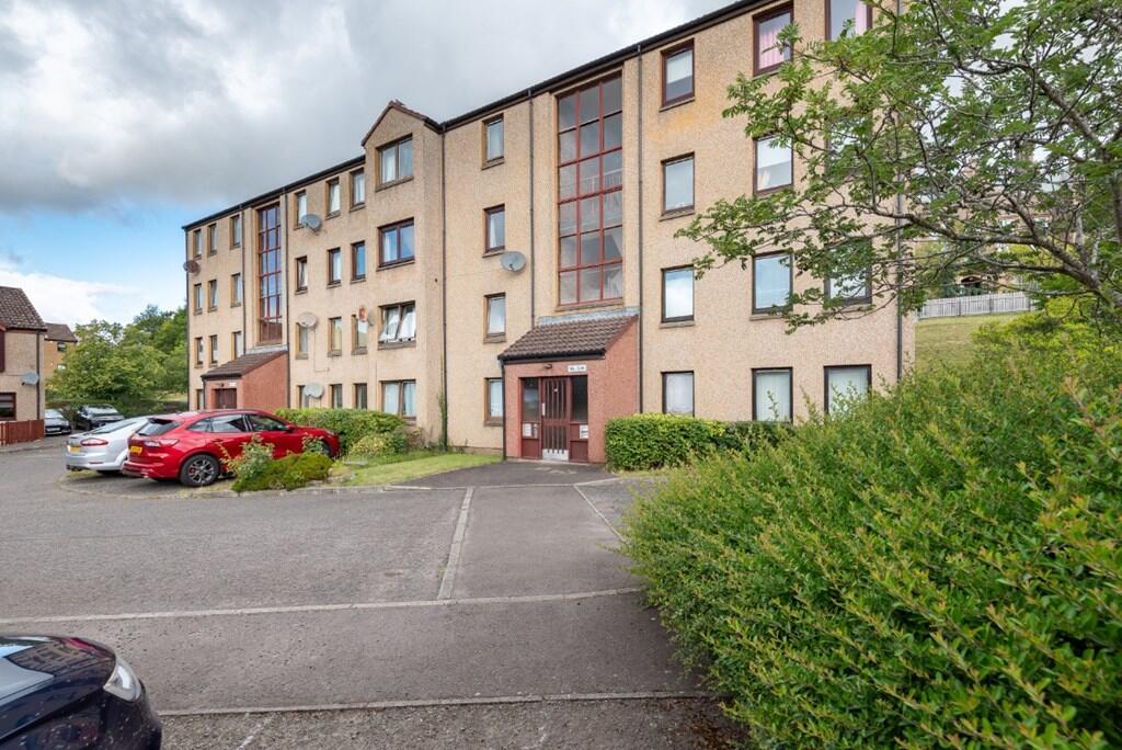 2 bed 1st Floor Flat for rent in Forfar. From Wardhaugh Property - Arbroath 2 bed 1st Floor Flat for rent in Forfar. From Wardhaugh Property - Arbroath