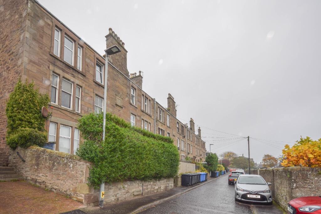 2 bed 1st Floor Flat for rent in Carnoustie. From Wardhaugh Property - Arbroath