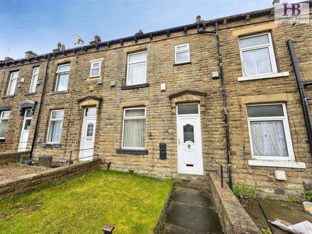 3 bed Mid Terraced House for rent in Bradford. From Hamilton Bower - Northowram 3 bed Mid Terraced House for rent in Bradford. From Hamilton Bower - Northowram