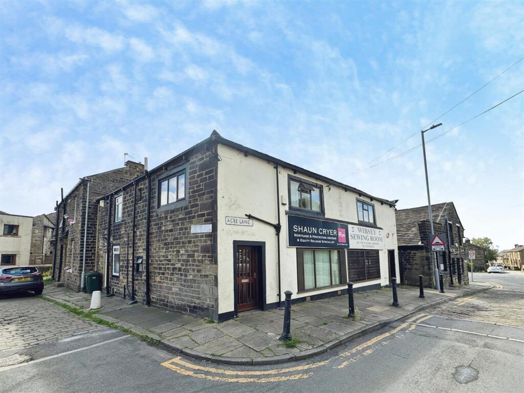 2 bed 1st Floor Flat for rent in Bradford. From Hamilton Bower - Northowram