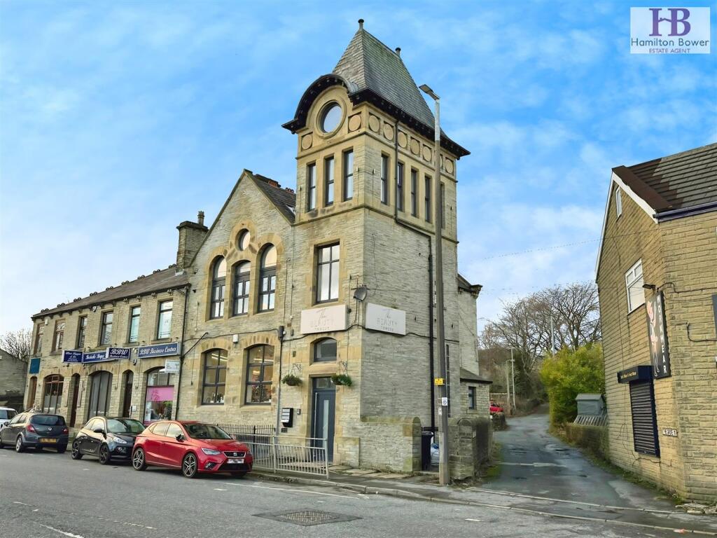 2 bed Apartment for rent in Halifax. From Hamilton Bower - Northowram 2 bed Apartment for rent in Halifax. From Hamilton Bower - Northowram