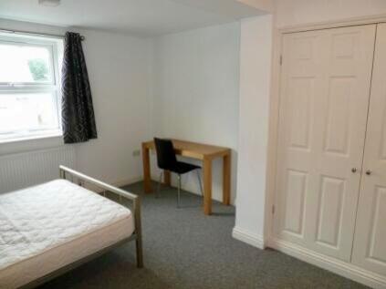1 bed House Share for rent in Long Line. From EweMove - Covering Yorkshire 1 bed House Share for rent in Long Line. From EweMove - Covering Yorkshire