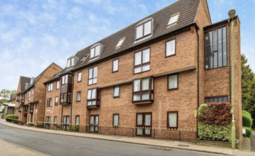 1 bed Apartment for rent in Winchester. From EweMove - Covering Yorkshire