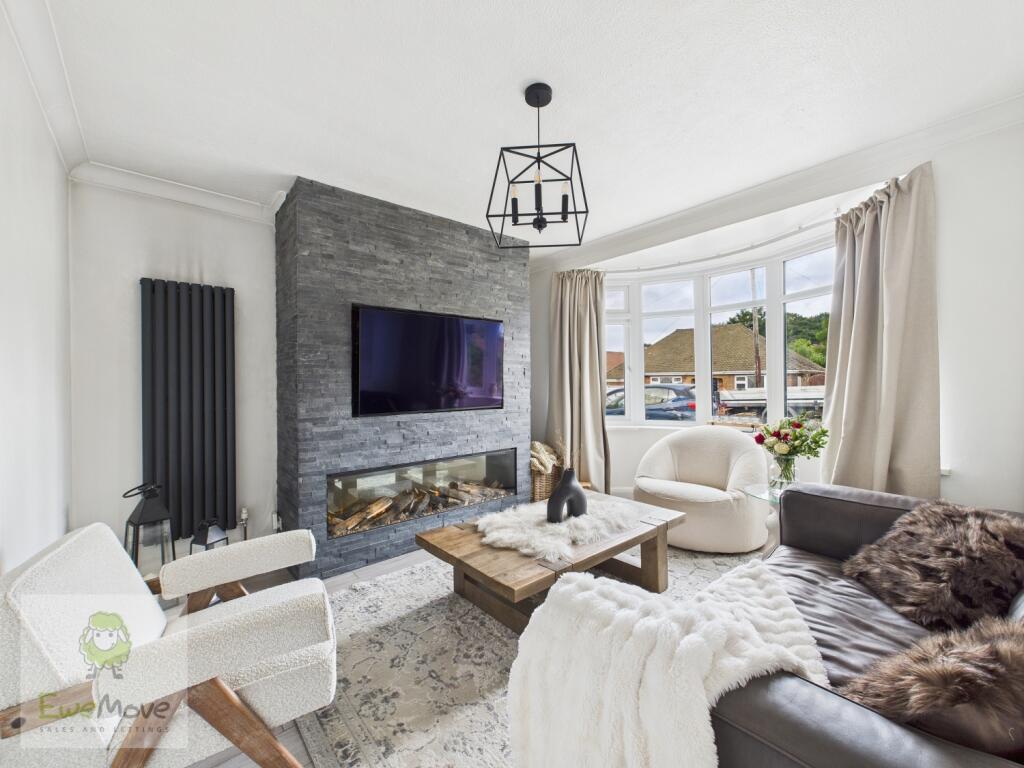 3 bed Detached for rent in Rochester. From EweMove - Covering Yorkshire