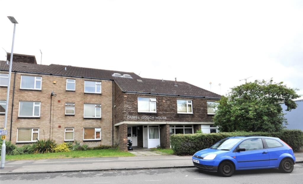 1 bed Apartment for rent in Swindon. From EweMove - Covering Yorkshire