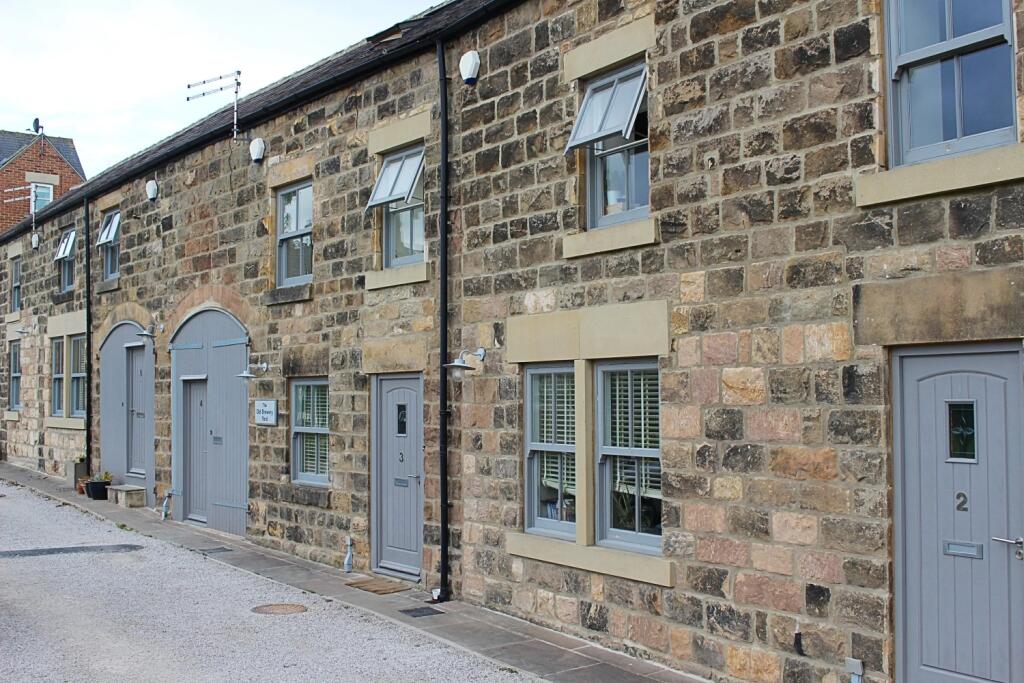 3 bed Mews for rent in Harrogate. From EweMove - Covering Yorkshire