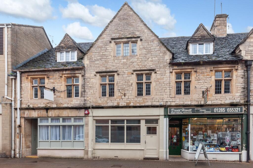 1 bed 1st Floor Flat for rent in Cirencester. From EweMove - Covering Yorkshire