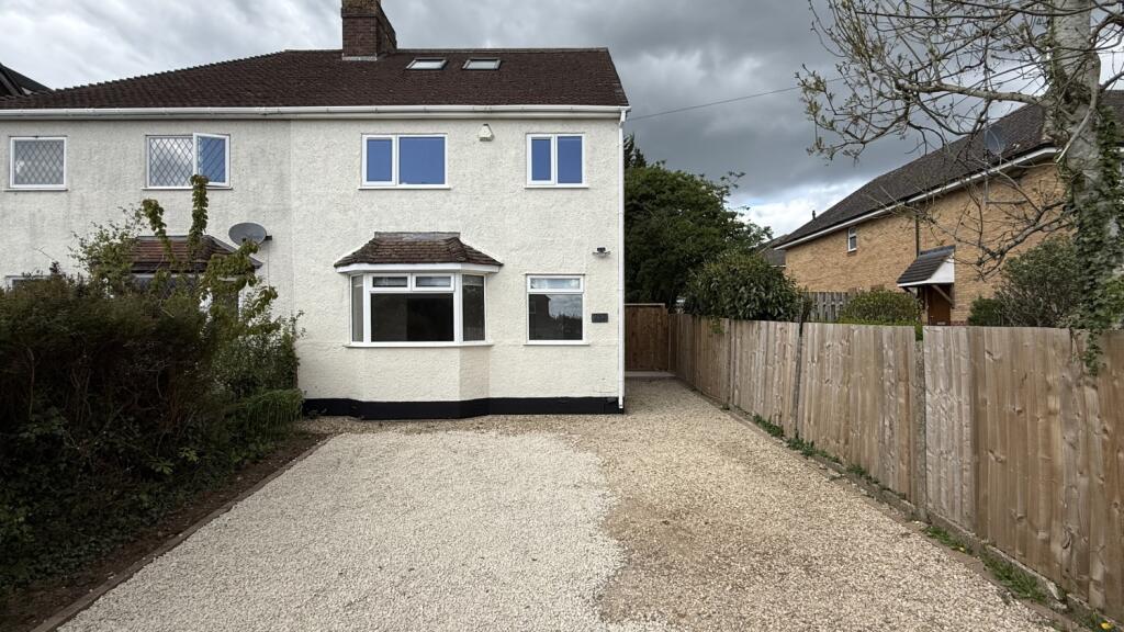 4 bed Semi Detached for rent in High Wycombe. From EweMove - Covering Yorkshire