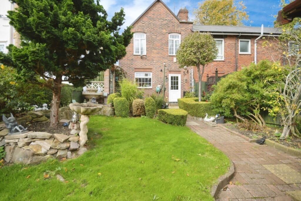 2 bed End of Terrace for rent in Sheffield. From EweMove - Covering Yorkshire