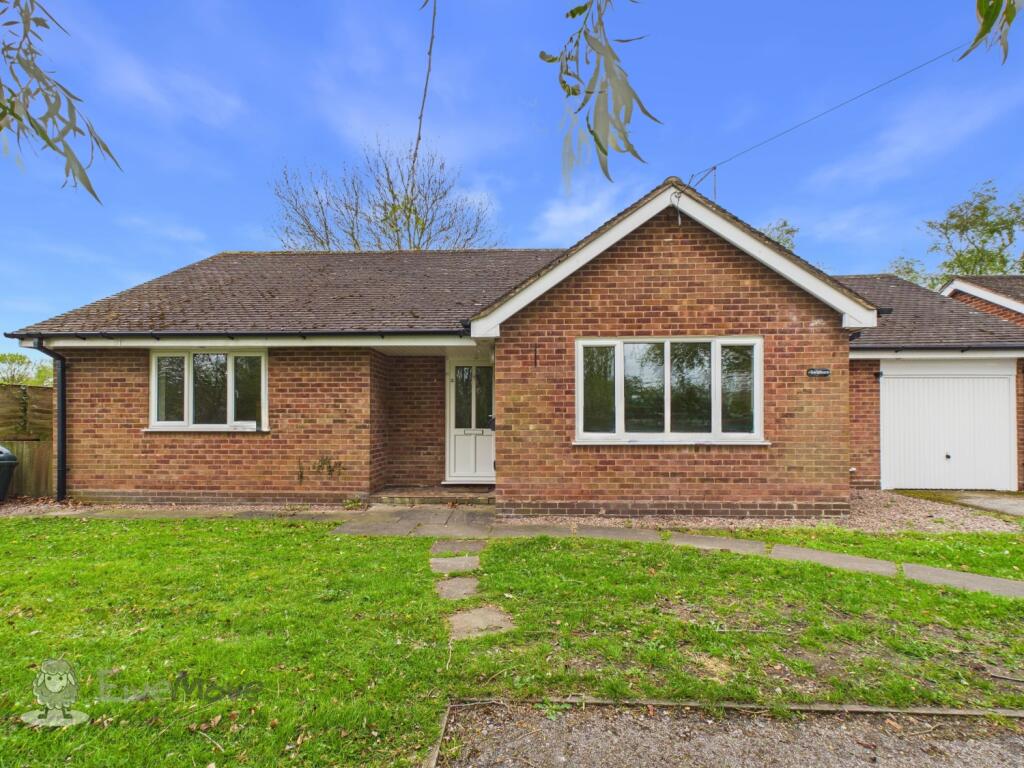 3 bed Detached bungalow for rent in Fradley. From EweMove - Covering Yorkshire
