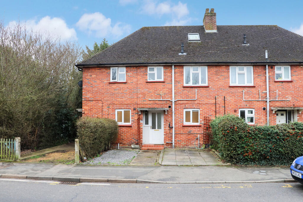 1 bed House (unspecified) for rent in Guildford. From EweMove - Covering Yorkshire
