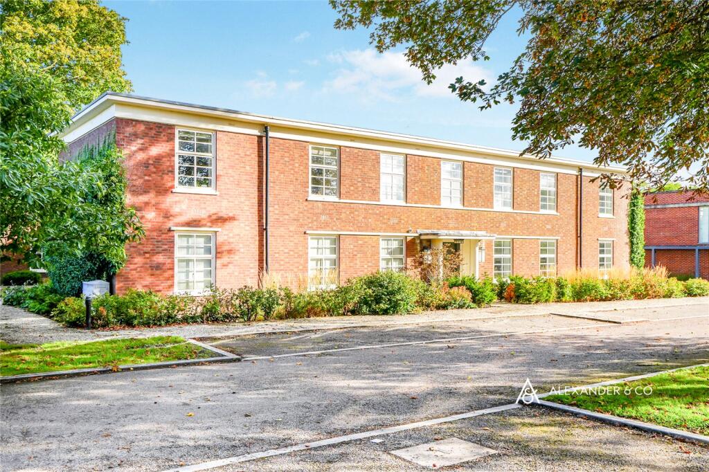 2 bed 1st Floor Flat for rent in Bicester. From Alexander & Co - Bicester