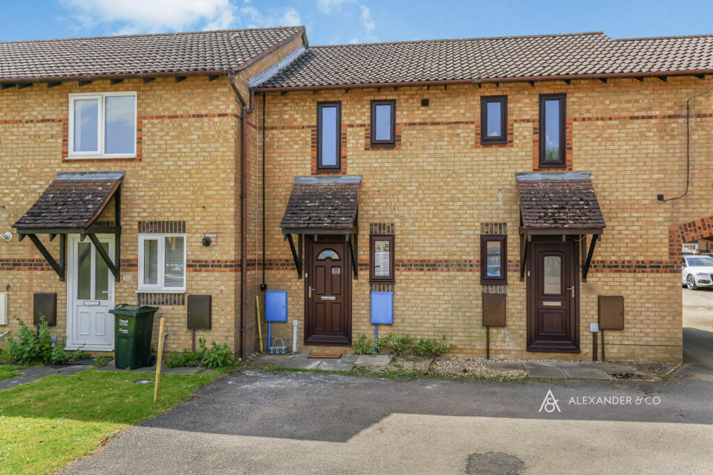 1 bed Detached for rent in Bicester. From Alexander & Co - Bicester