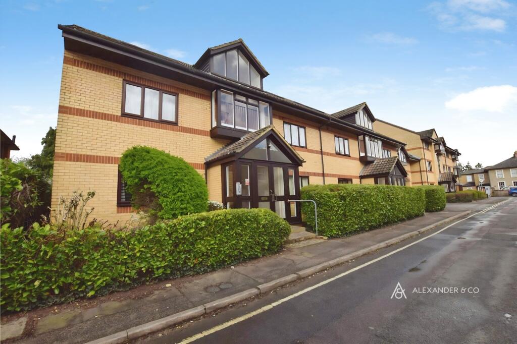 1 bed 1st Floor Flat for rent in Bicester. From Alexander & Co - Bicester