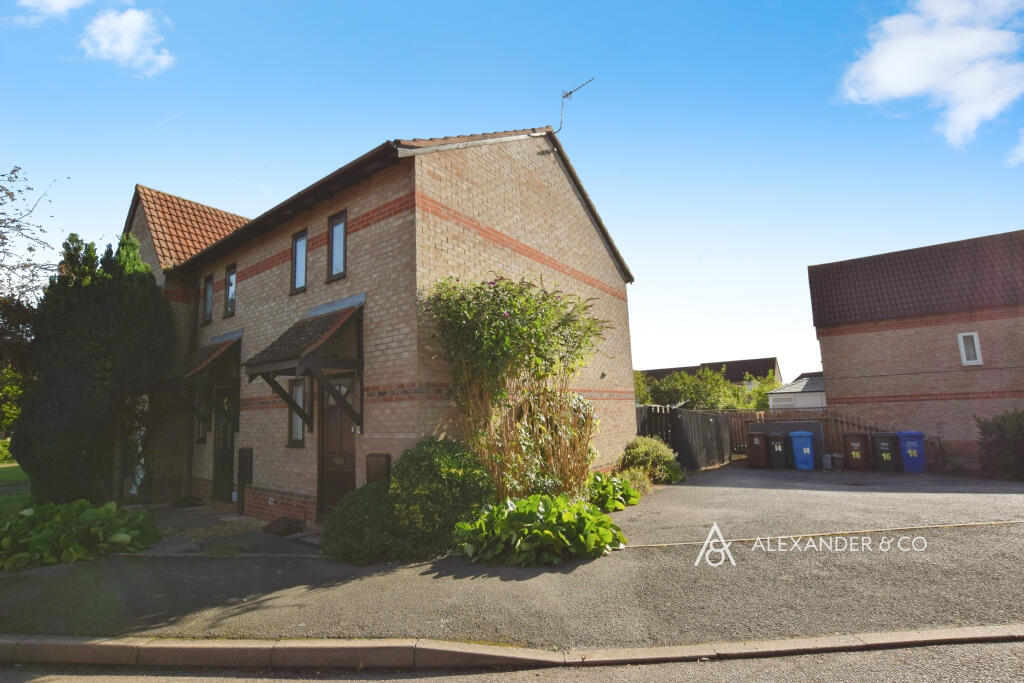 1 bed Mid Terraced House for rent in Bicester. From Alexander & Co - Bicester 1 bed Mid Terraced House for rent in Bicester. From Alexander & Co - Bicester