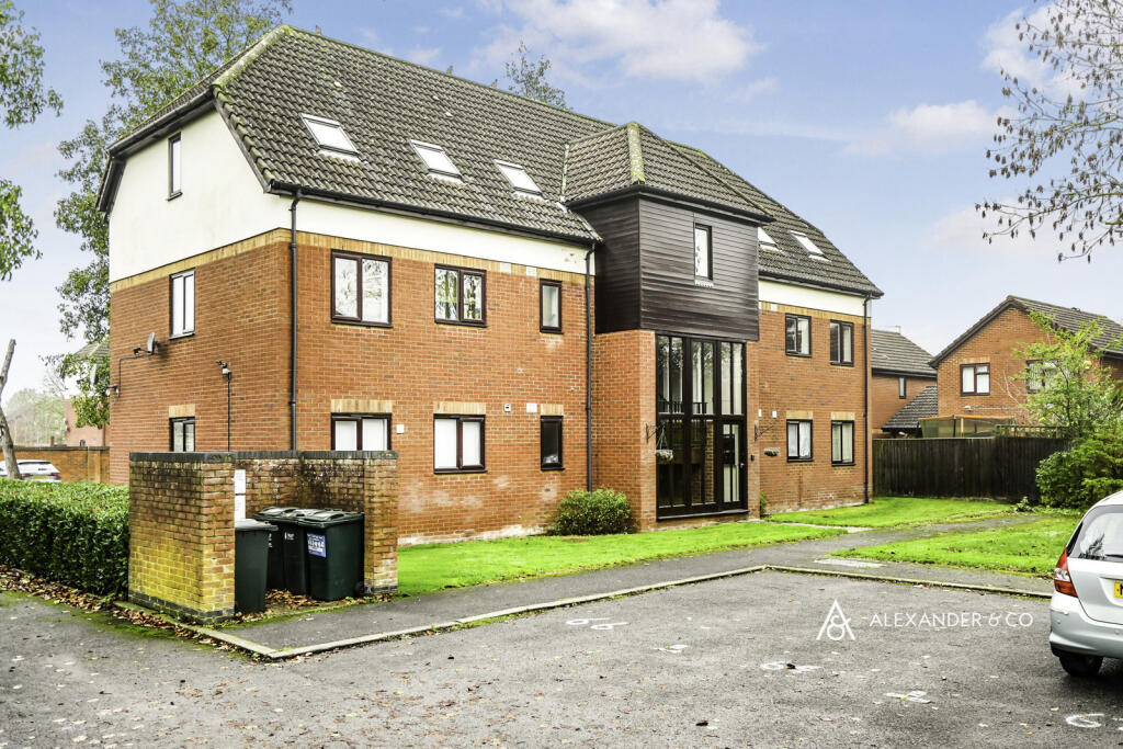 2 bed 1st Floor Flat for rent in Launton. From Alexander & Co - Bicester