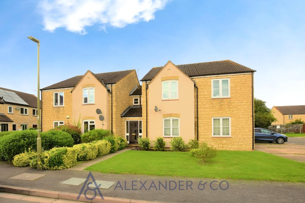 1 bed 1st Floor Flat for rent in Bicester. From Alexander & Co - Bicester 1 bed 1st Floor Flat for rent in Bicester. From Alexander & Co - Bicester