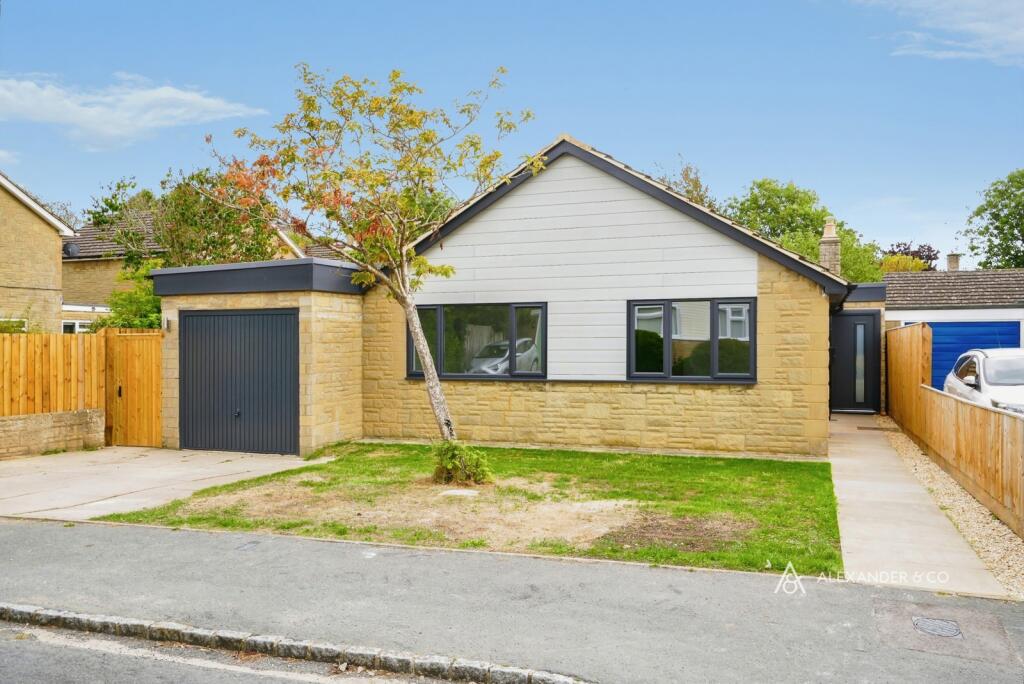 3 bed Bungalow for rent in Bicester. From Alexander & Co - Bicester