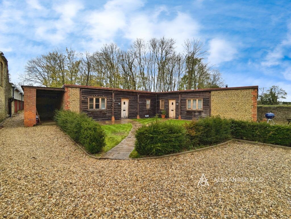 1 bed Bungalow for rent in Bicester. From Alexander & Co - Bicester