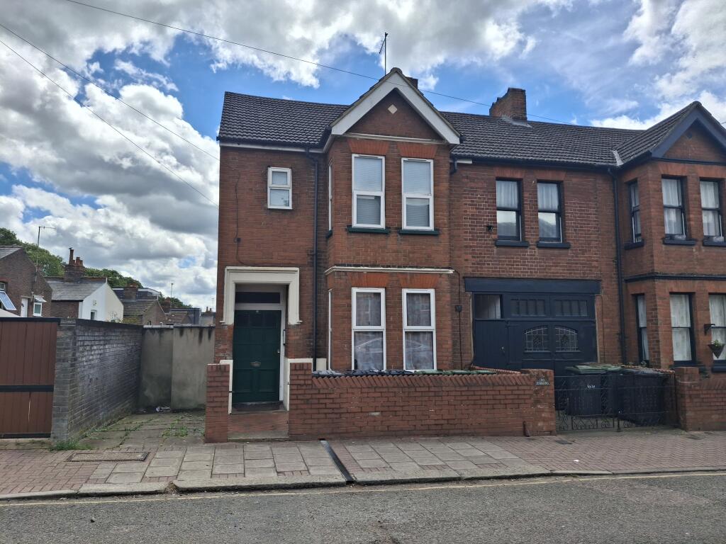 0 bed Studio for rent in Cockernhoe. From Alexander & Co - Dunstable