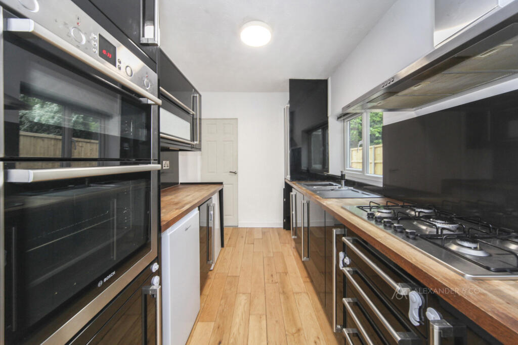 3 bed Mid Terraced House for rent in Houghton Regis. From Alexander & Co - Dunstable