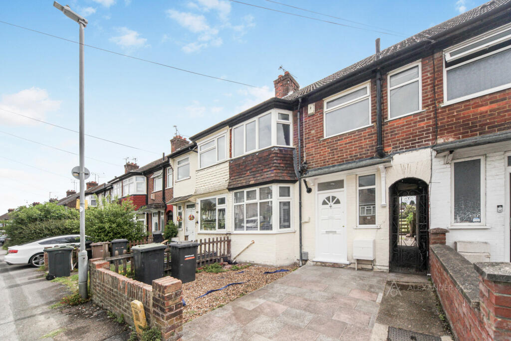 3 bed Mid Terraced House for rent in Upper Sundon. From Alexander & Co - Dunstable