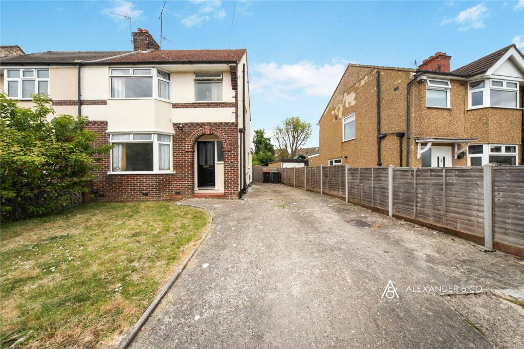 3 bed Semi Detached for rent in Dunstable. From Alexander & Co - Dunstable