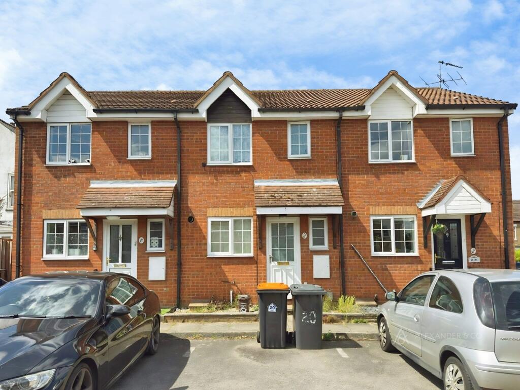 2 bed Detached for rent in Dunstable. From Alexander & Co - Dunstable