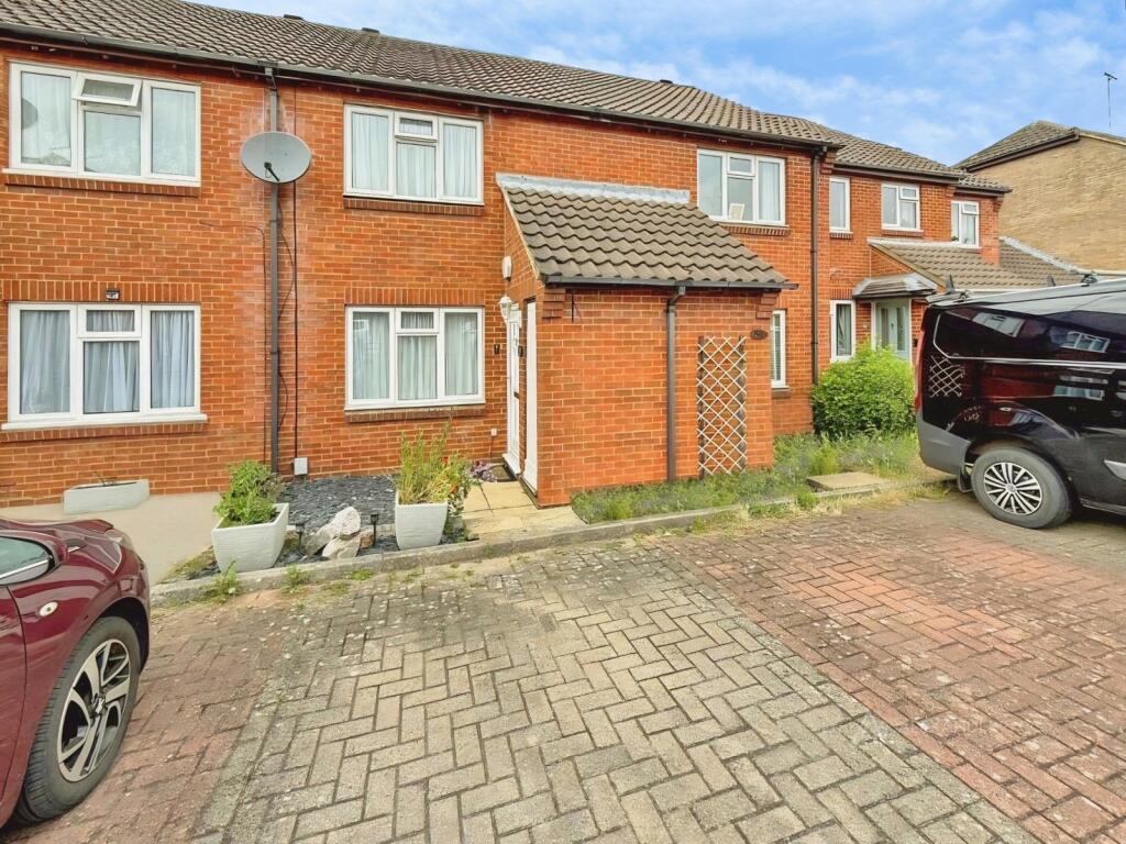 2 bed Mid Terraced House for rent in Houghton Regis. From Alexander & Co - Dunstable