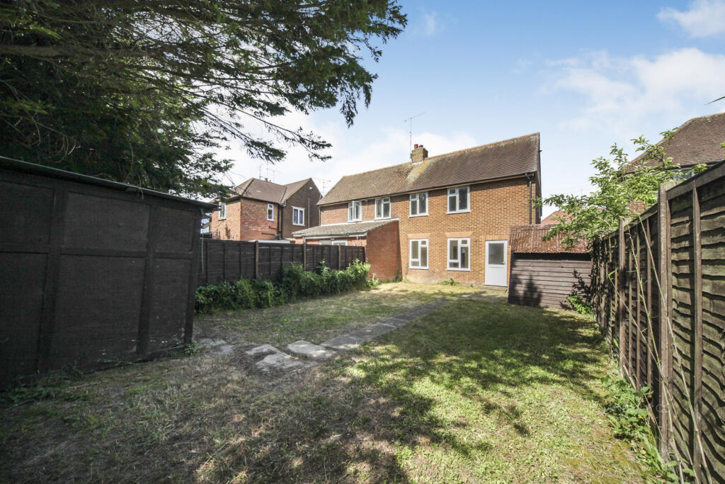 3 bed Semi Detached for rent in Houghton Regis. From Alexander & Co - Dunstable