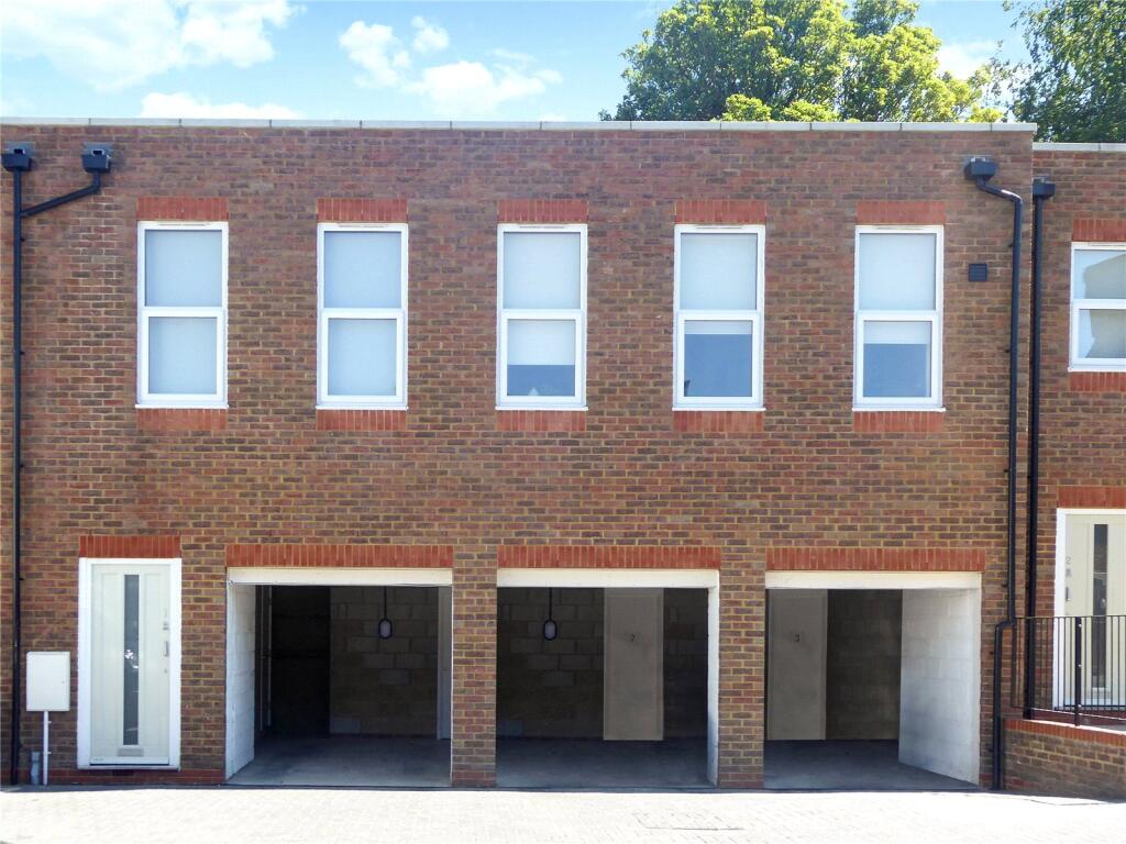 1 bed 1st Floor Flat for rent in Dunstable. From Alexander & Co - Dunstable