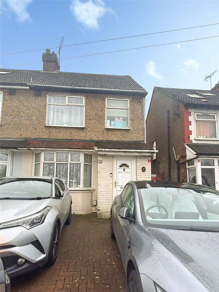 3 bed Mid Terraced House for rent in Houghton Regis. From Alexander & Co - Dunstable