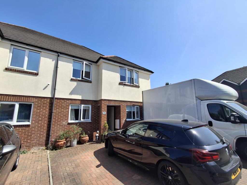 3 bed Semi Detached for rent in Chalton. From Alexander & Co - Dunstable