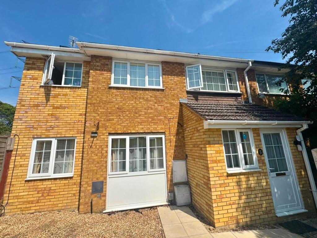 1 bed House Share for rent in Dunstable. From Alexander & Co - Dunstable
