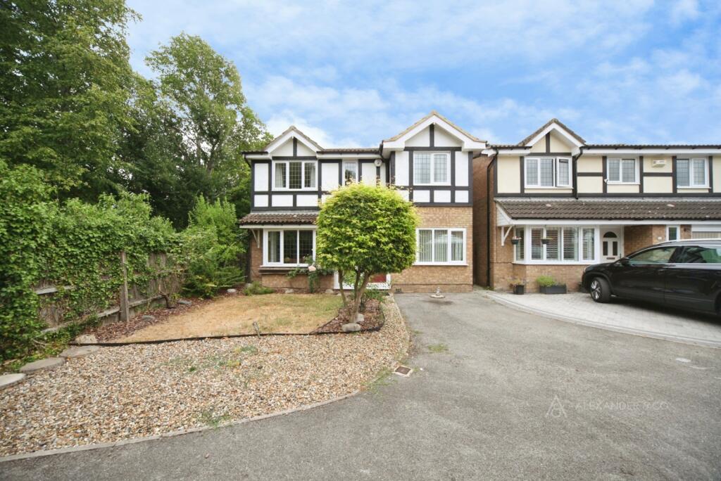 4 bed Detached for rent in Dunstable. From Alexander & Co - Dunstable 4 bed Detached for rent in Dunstable. From Alexander & Co - Dunstable
