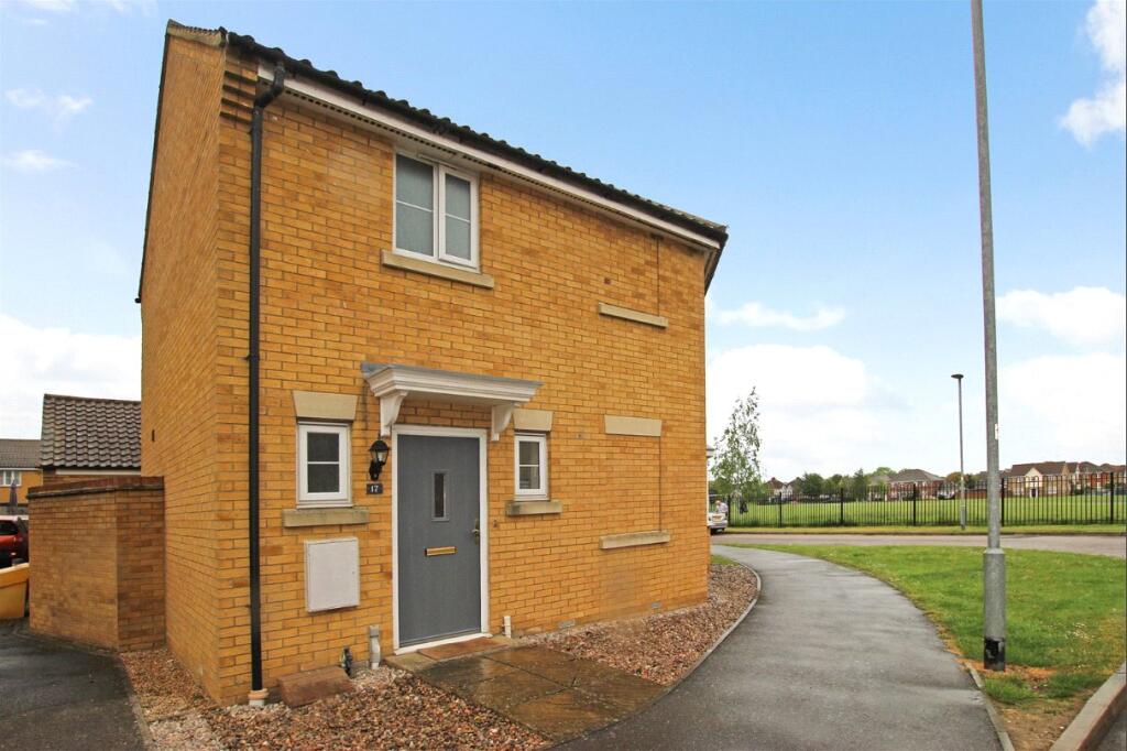 3 bed Semi Detached for rent in Dunstable. From Alexander & Co - Dunstable 3 bed Semi Detached for rent in Dunstable. From Alexander & Co - Dunstable
