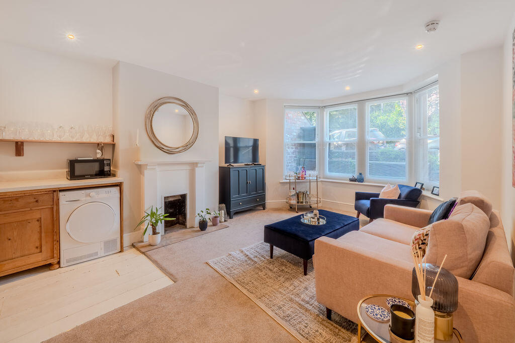 1 bed 1st Floor Flat for rent in Leigh Woods. From Alexander May - Bristol