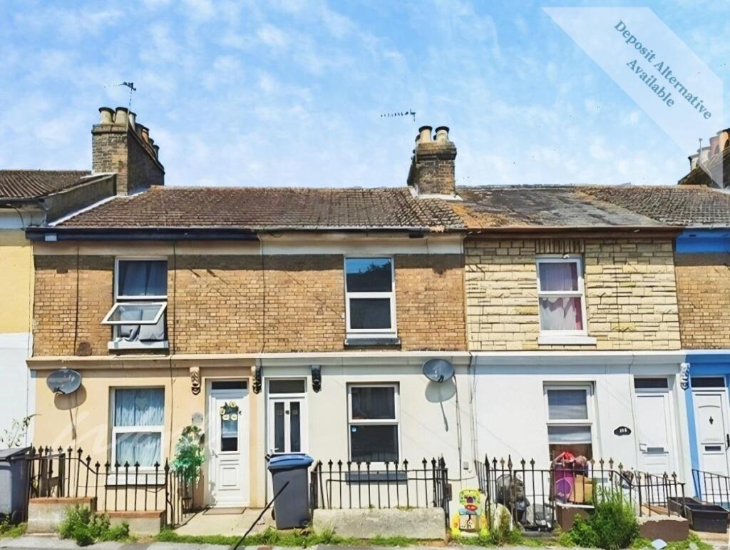 4 bed Mid Terraced House for rent in Dover. From Wards - Lettings - Dover