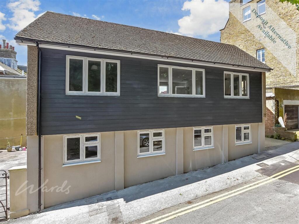 2 bed 1st Floor Flat for rent in Dover. From Wards - Lettings - Dover