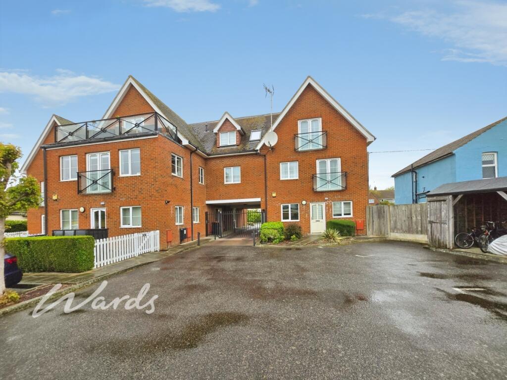 1 bed House (unspecified) for rent in Radfall. From Wards - Lettings - Herne Bay