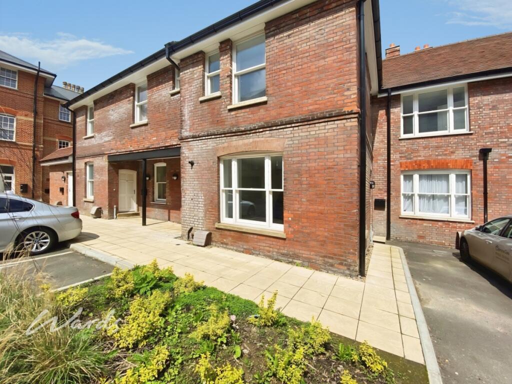 3 bed Mid Terraced House for rent in Maidstone. From Wards - Lettings - Maidstone