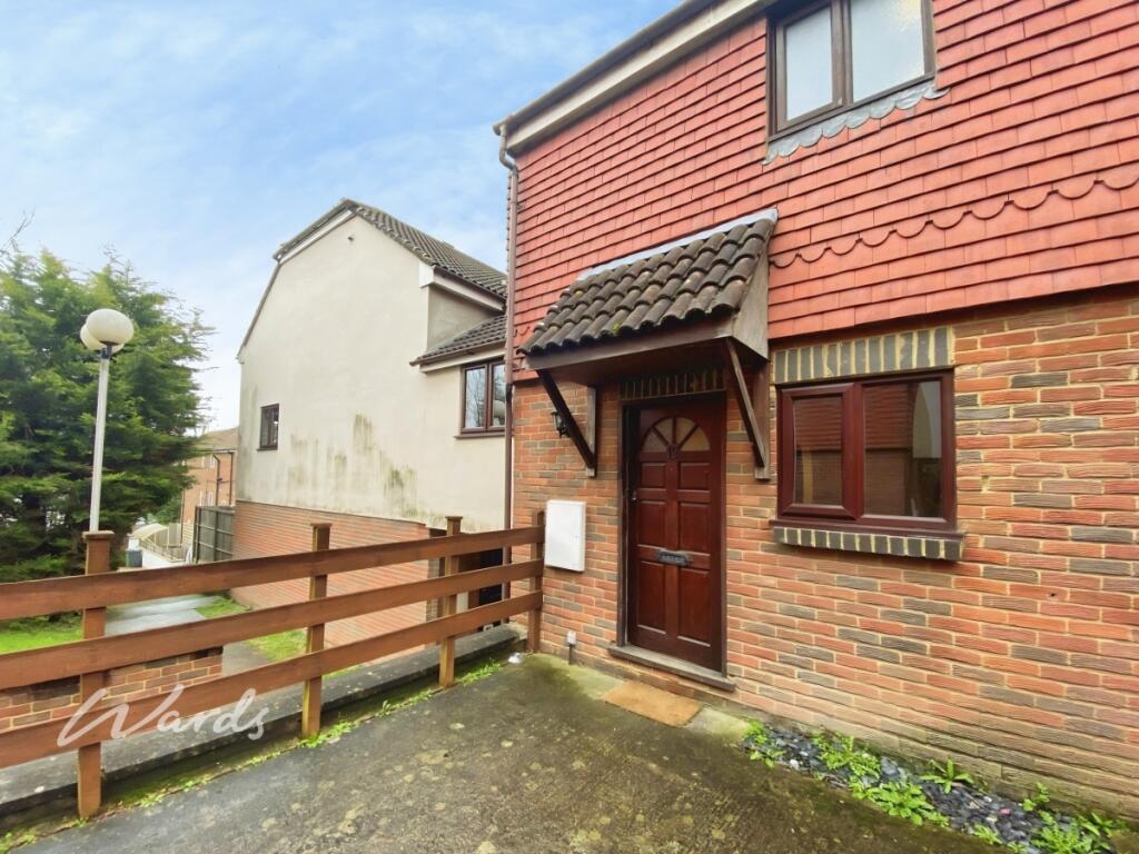 1 bed Semi Detached for rent in Maidstone. From Wards - Lettings - Maidstone