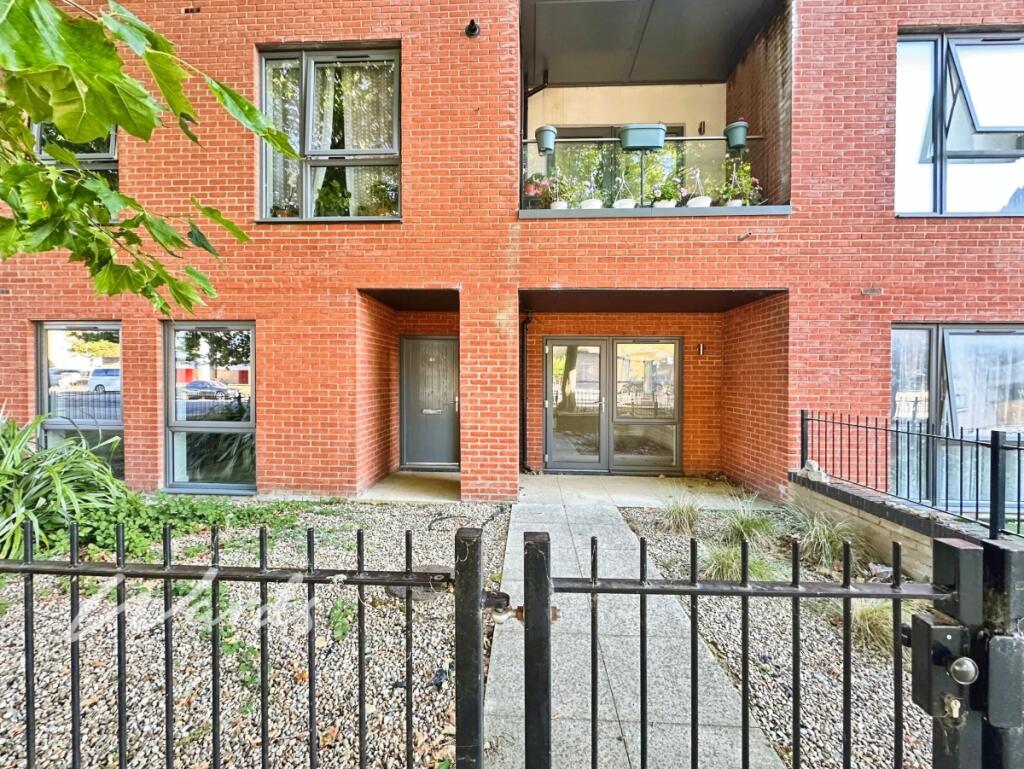 2 bed Apartment for rent in Three Tees. From Wards - Lettings - Maidstone 2 bed Apartment for rent in Three Tees. From Wards - Lettings - Maidstone