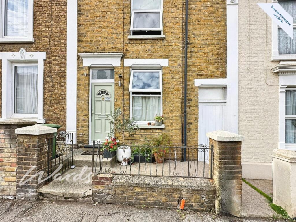 3 bed Mid Terraced House for rent in Boxley. From Wards - Lettings - Maidstone