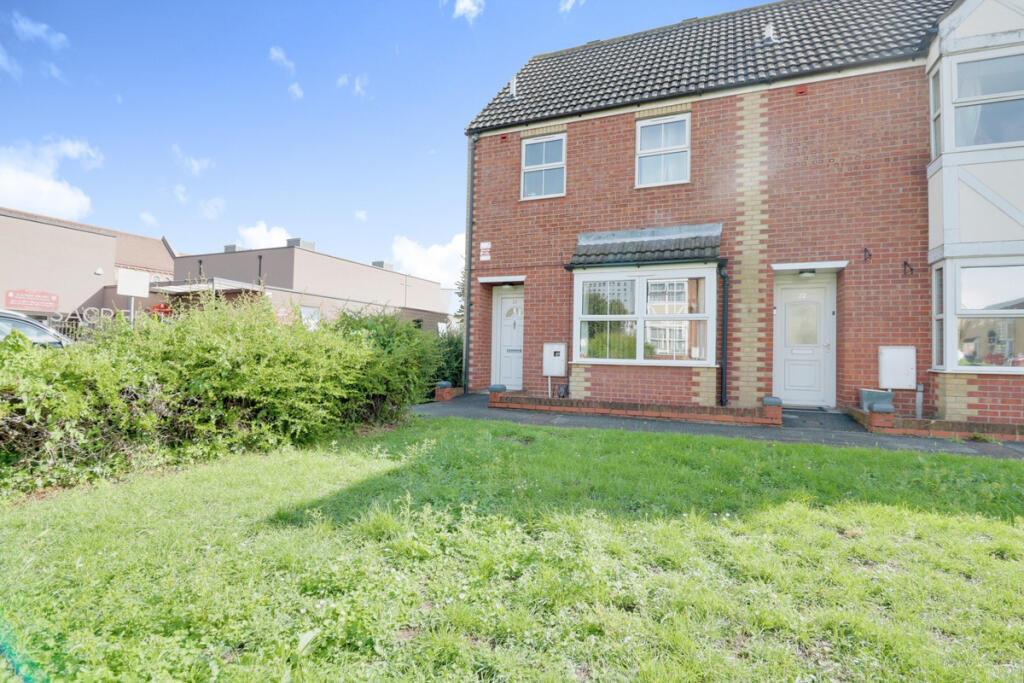 2 bed Semi Detached for rent in Southend-on-Sea. From Gilbert & Rose - Leigh-on-sea