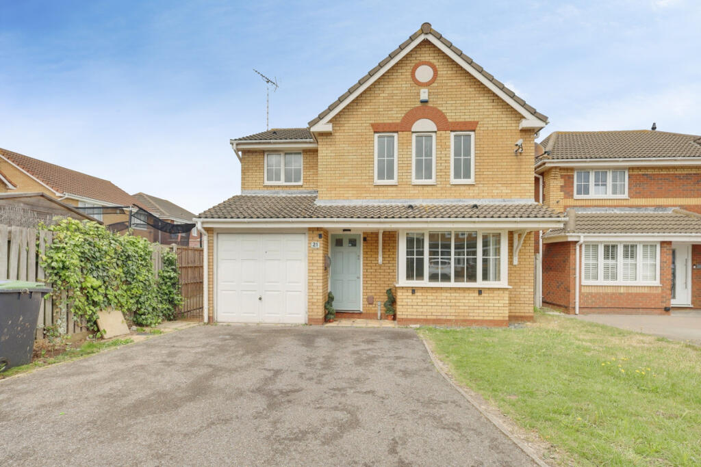 4 bed Detached for rent in Great Wakering. From Gilbert & Rose - Leigh-on-sea 4 bed Detached for rent in Great Wakering. From Gilbert & Rose - Leigh-on-sea