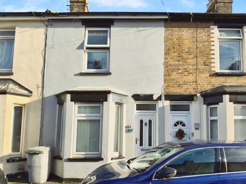3 bed Mid Terraced House for rent in Sheerness. From Wards - Lettings - Swale
