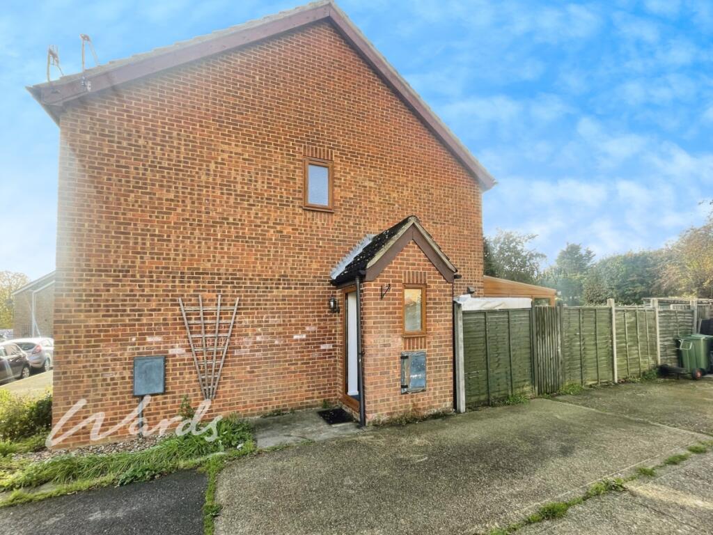 2 bed End of Terrace for rent in Faversham. From Wards - Lettings - Swale 2 bed End of Terrace for rent in Faversham. From Wards - Lettings - Swale