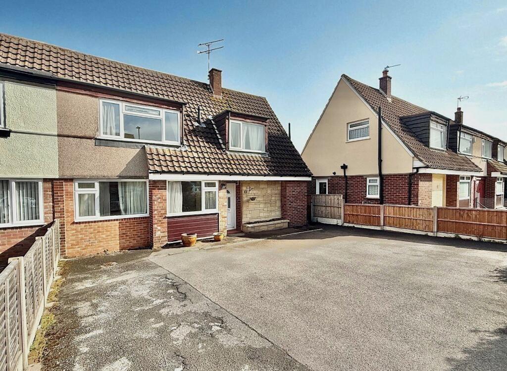 4 bed Semi Detached for rent in Nailsea. From West Coast Properties - Nailsea 4 bed Semi Detached for rent in Nailsea. From West Coast Properties - Nailsea